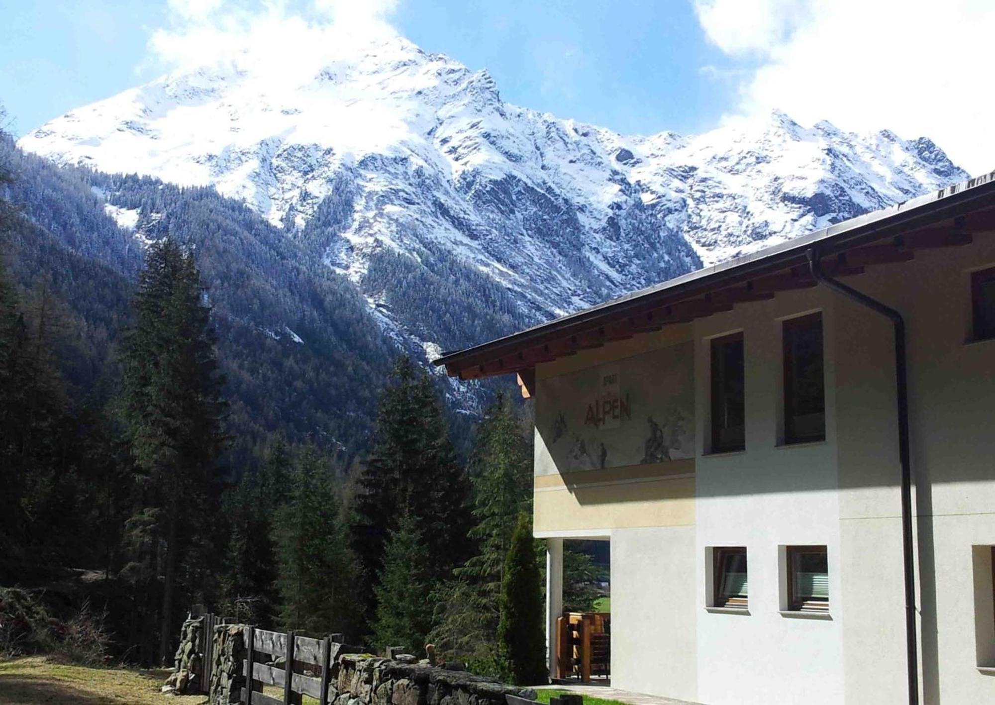 Apart Alpen Längenfeld Exterior photo